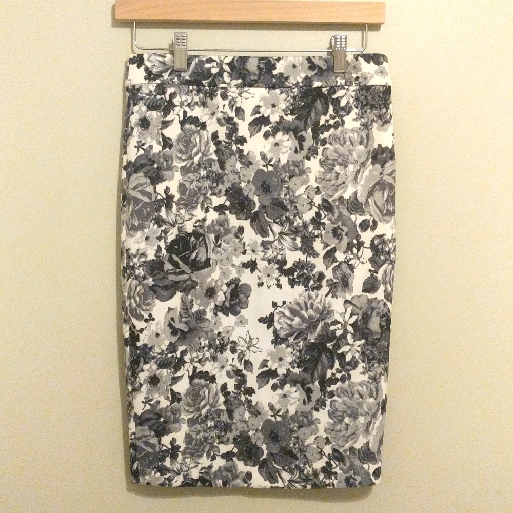Mack+Liam floral pencil skirt